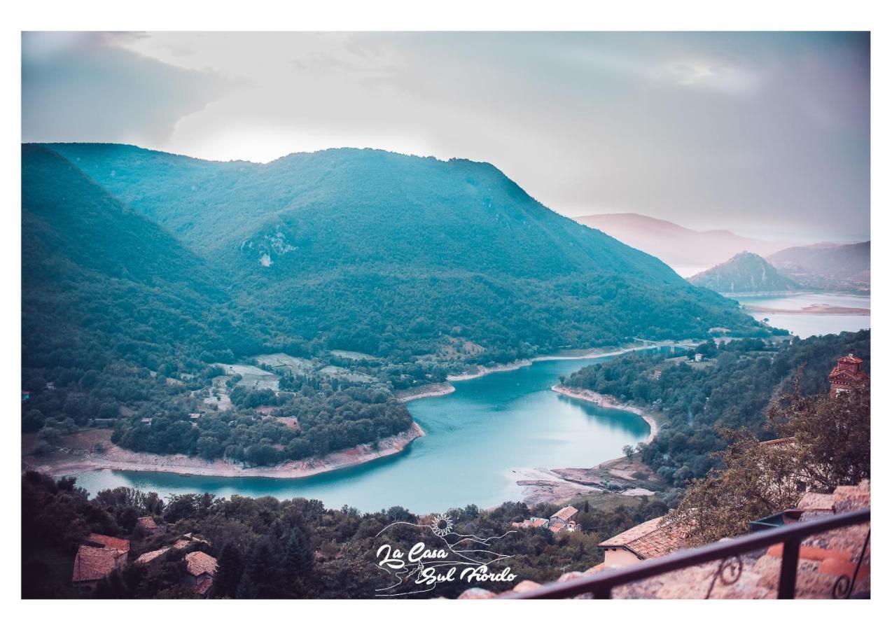 La Casa Sul Fiordo Lago Del Turano Ξενοδοχείο Paganico Sabino Εξωτερικό φωτογραφία