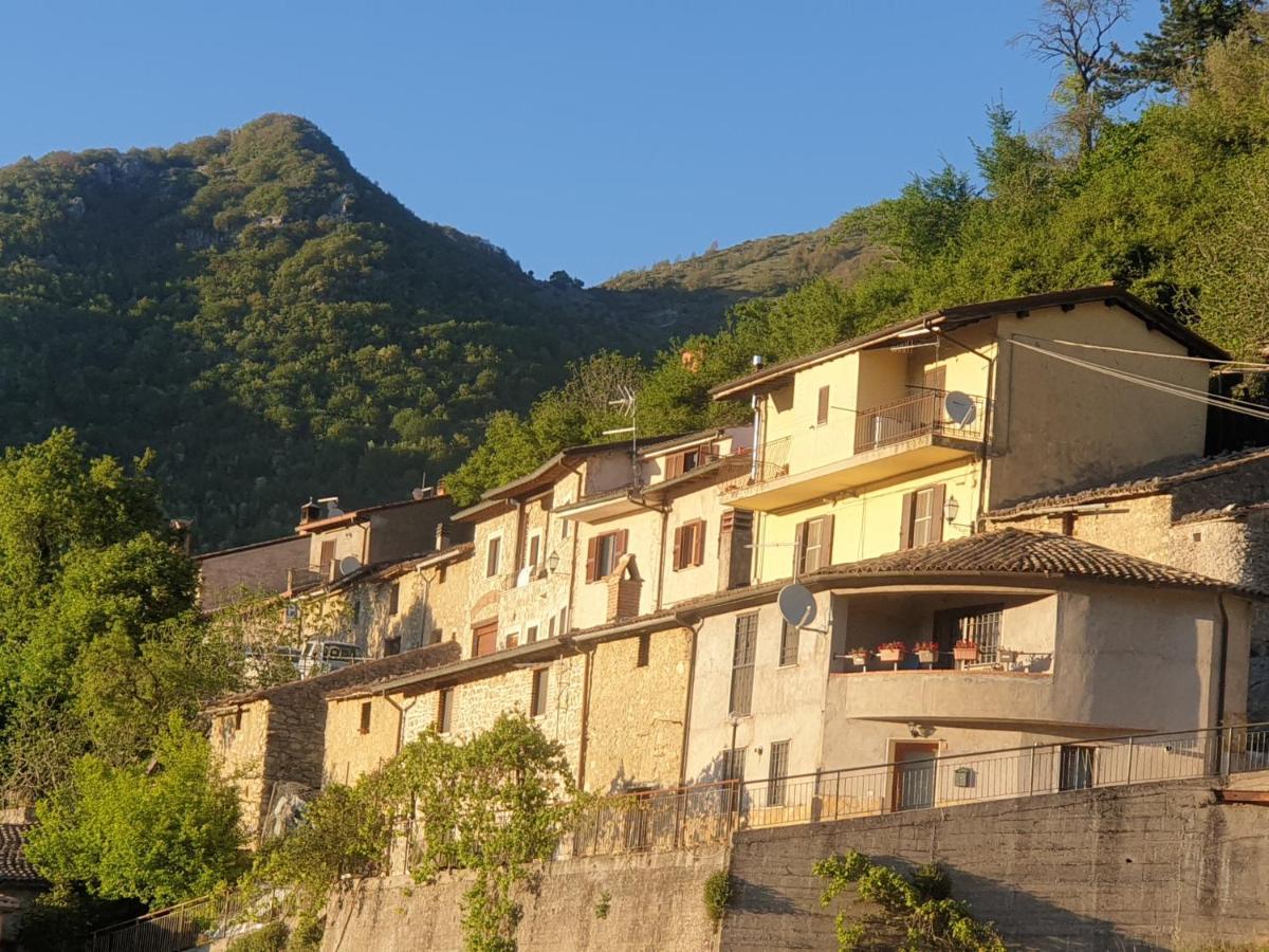 La Casa Sul Fiordo Lago Del Turano Ξενοδοχείο Paganico Sabino Εξωτερικό φωτογραφία